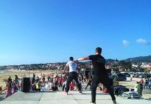 Clases de Zumba y Pilates en Playa América Playa América acogerá hoy una master solidaria de zumba
