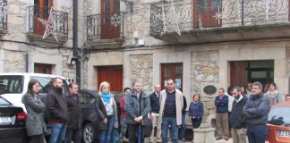 Minuto de silencio en A Guarda