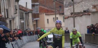 José Manuel Gutiérrez roza la victoria en el Gran Premio Ciclista Cuéllar