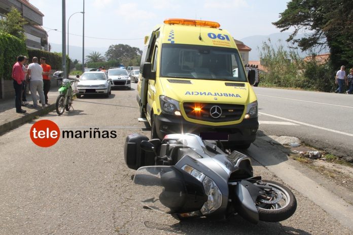 Herido tras perder el control de la moto que conducía en Nigrán