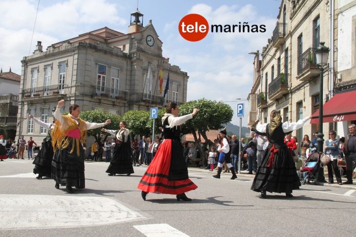 Gondomar celebra con éxito el Festival Folclórico Facendo Amigos