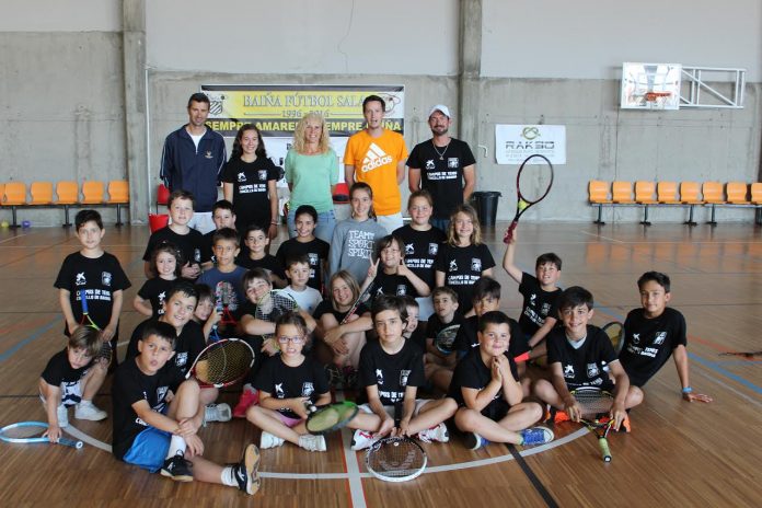 El número uno de Galicia visita el Campus de Tenis de Baiona
