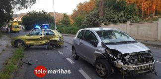 Una mujer pierde el control de su vehículo y choca contra un coche estacionado en Nigrán