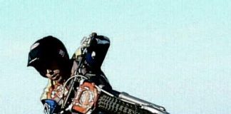 Homenaje a 'Michel', un motorista de trial fallecido en el monte de Belesar