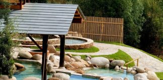 Baiona organiza una excursión a las Termas de Outaríz