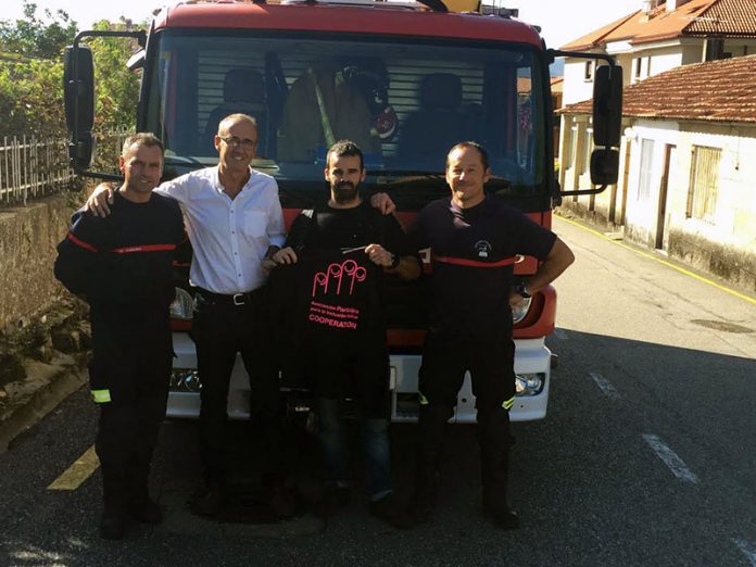 Pablo Martínez, del Ges de O Val Miñor, al campo de regugiados de Katsikas