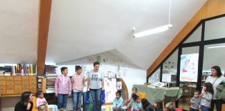 La biblioteca de A Guarda presenta su mascota