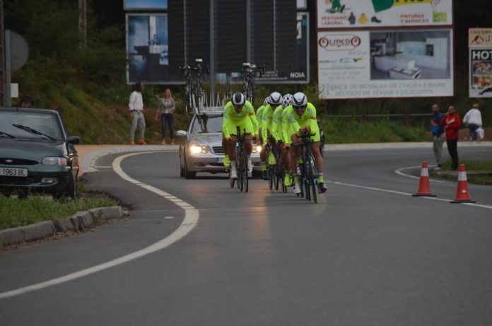 rias-baixas-contrareloj-equipo-nigran El Club Ciclista Rías Baixas aspira a la triple corona en el Campeonato de Galicia CRE en Vigo