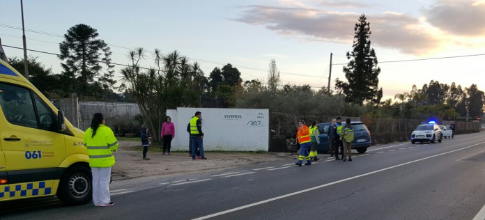 Choque entre dos turismos en Tomiño