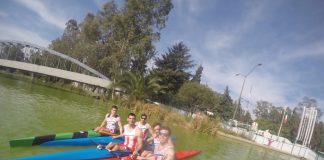 Cuatro palistas del Kayak Tudense entrenando en México