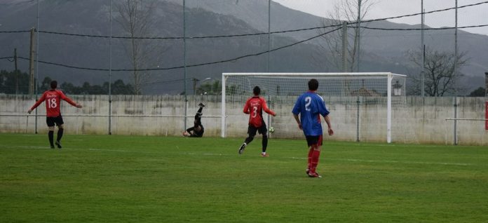 El Tomiño consigue sacar un punto en O Alivio