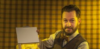 “Feo” en el teatro municipal de Tui