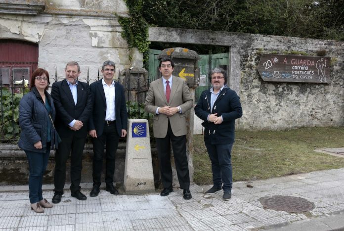 mojon_camino_portugues_costa_aguarda