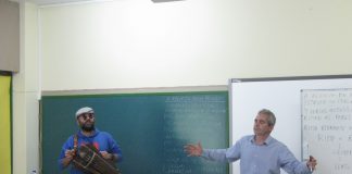 Los colegios de Nigrán acogen un obradoiro de regueifas