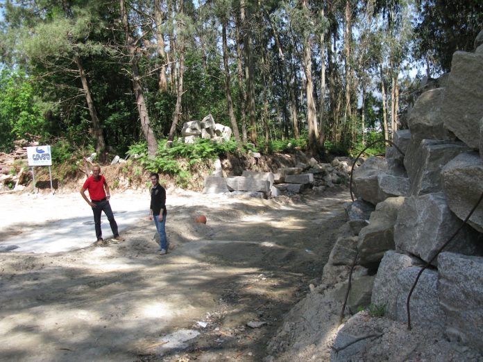 La demora de permisos de Patrimonio paraliza las obras de abastecimiento de agua a Parada