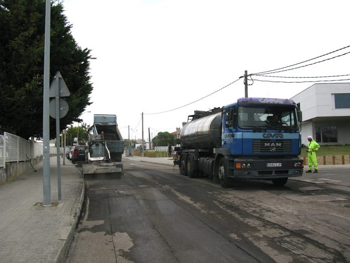 asfaltado_centro_salud_nigran El entorno del centro de salud de Panxón luce nuevo pavimento