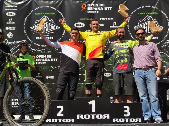 Los gallegos Toni Ferreiro y Desiree Duarte primeros líderes del Open de España de Enduro