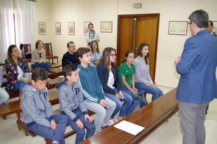 recepcion_deportistas_aguarda A Guarda reconoce la labor de los deportistas locales