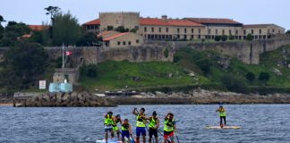 Más de cien deportistas participaron en el campeonato de España de paddlesurf celebrado en Baiona
