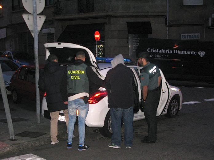 Detenido el presunto autor de varios robos en vehículos en Baiona