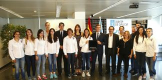Feijóo: “Tenemos el mejor equipo de balonmano de España"