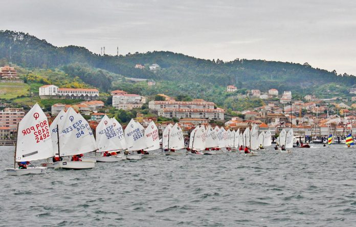 El Trofeo Baitra reunirá en Baiona a los mejores regatistas gallegos de vela infantil