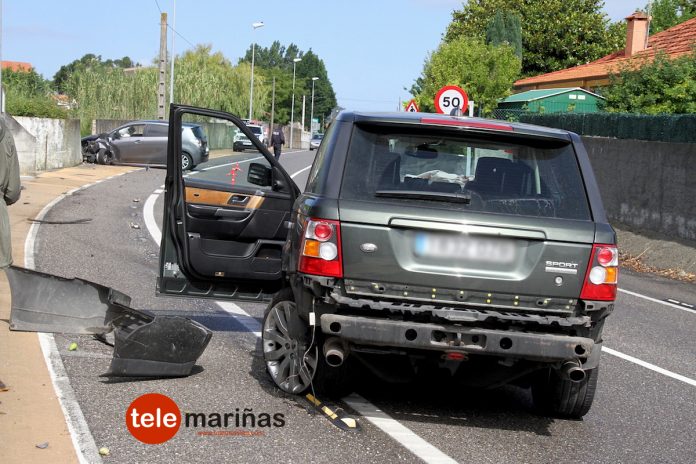 aparatoso-accidente-trafico-panxon-nigran-1-1 Aparatoso accidente de tráfico en Panxón