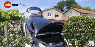 Un conductor sale ileso al chocar contra un muro en A Ramallosa