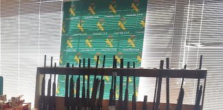 La Guardia Civil denuncia a los dueños de unas armas incautadas en Tomiño