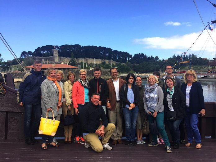 Los alemanes, interesados por el turismo de Baiona