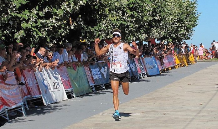 Uxío Abuín y Carmela Cardama se imponen en la XXXIII carrera pedestre “Andar e Correr”