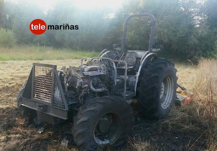 Arde un tractor cerca de la gasolinera de San Roque de A Guarda