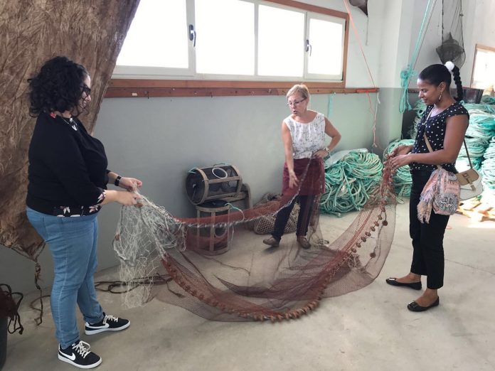 La técnica de medio ambiente de Cabo Verde visita A Guarda