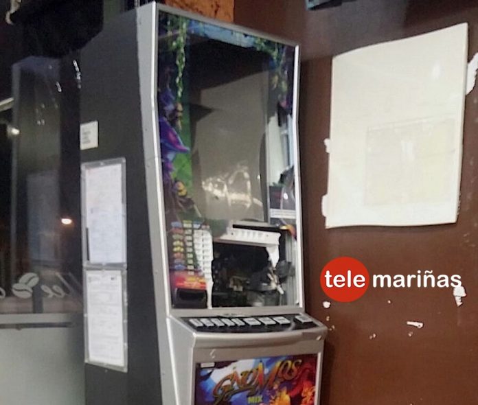 robo_cafeteria_maquina_tragaperras_baiona
