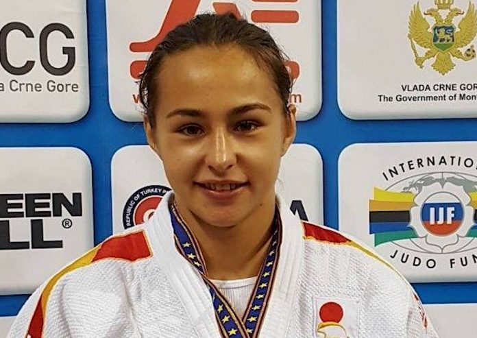 tecla_cadilla_archivo