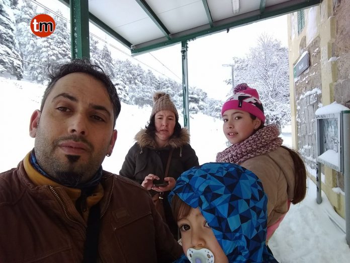 familia_fernandez_segovia_belesar_nieve Una familia de Baiona atrapada 24 horas en la nieve