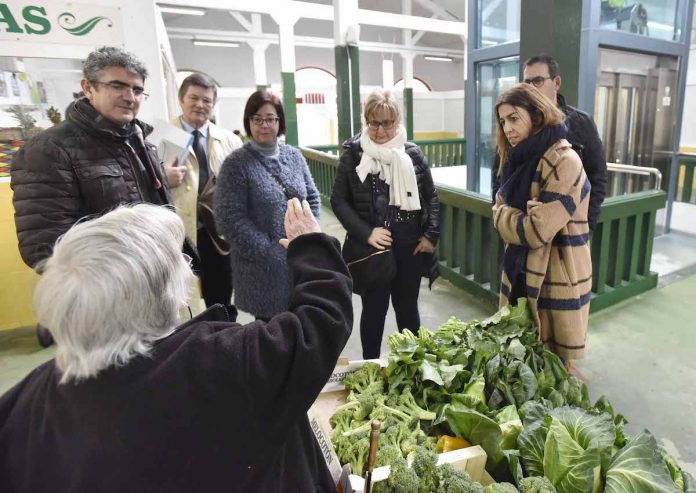 plaza_abastos_aguarda