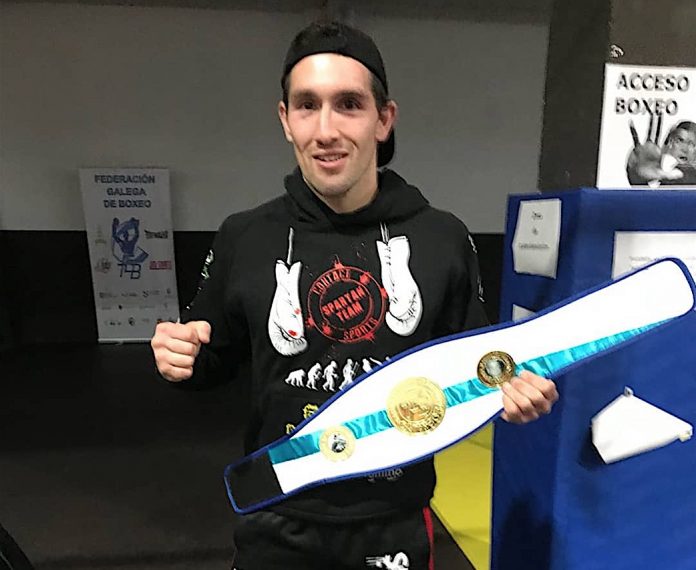 El goianés Charly López, campeón gallego de boxeo