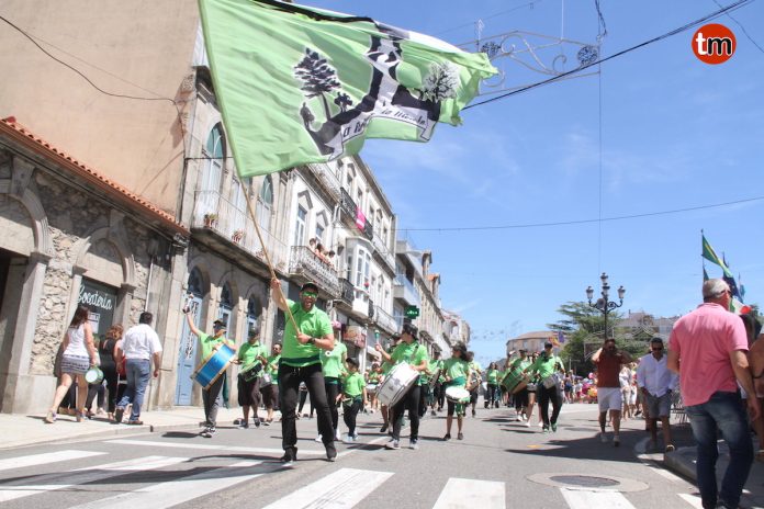 desfile_bandas_2018 Más de 3.000 personas participaron en el tradicional desfile de “Bandas Mariñeiras”