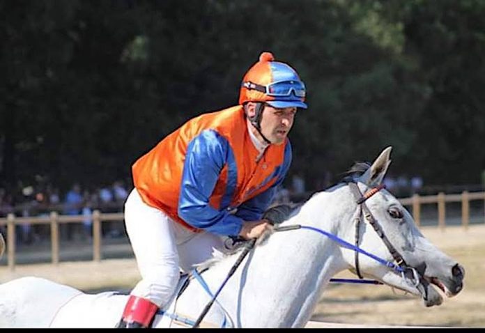 El gondomareño Luis Corbacho gana la carrera de velocidad para caballos Pura Raza Árabe en Portugal