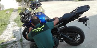 Un vecino de Tomiño roba una motocicleta en Portugal y es interceptado por la Guardia Civil