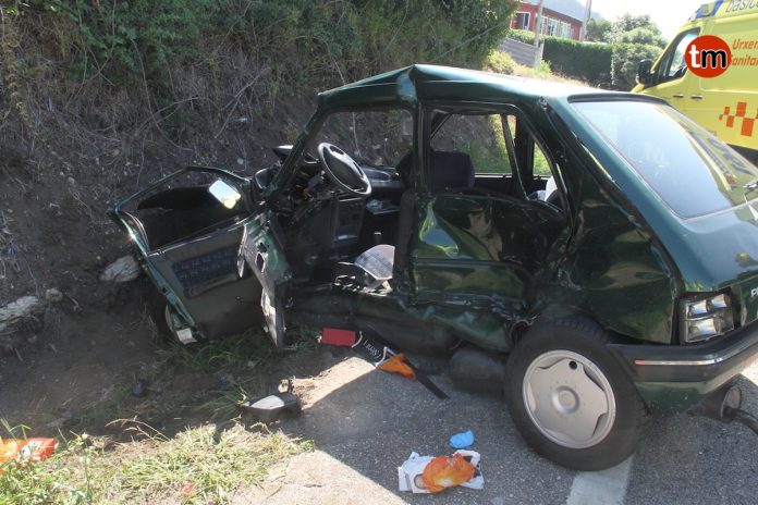 accidente_asmarinas_oia Una persona fallecida y cuatro heridas en una colisión frontolateral en Oia