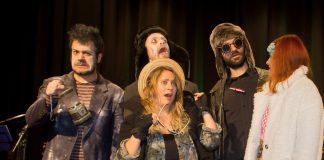 O programa Falaredes acerca a Tui a obra de teatro “A casa do terror”