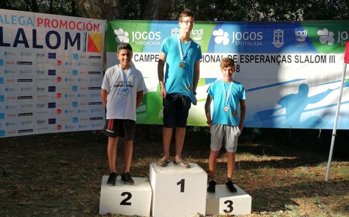 teixugos_infantil_taca_ponte_amizade_slalom Diez medallas para “Os Teixugos” de Tomiño en la III Taça Ponte da Amizade de Slálom