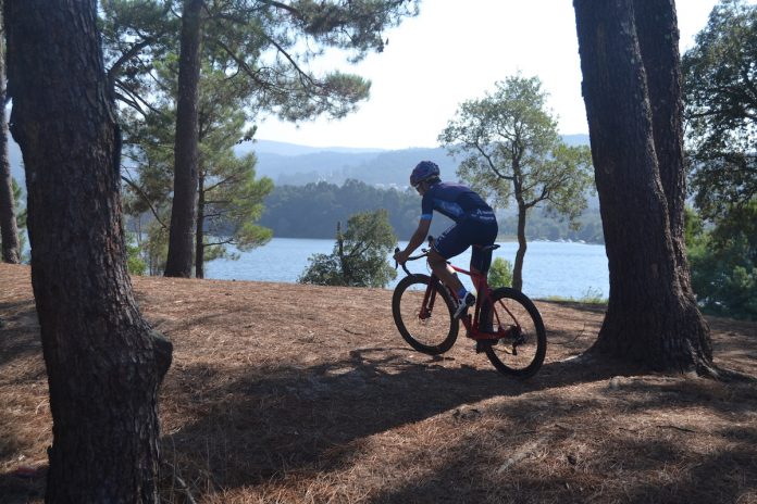 aser_estevez_ciclocross Aser Estévez inicia en Poio la temporada de ciclocross