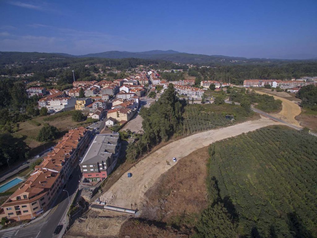 Rematan a primeira fase das obras da nova avenida-variante de Tomiño  