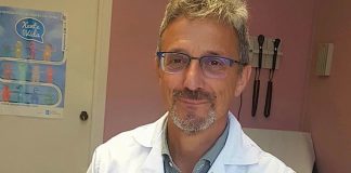 El Doctor Rosendo Bugarín presenta en la Sala Félix Rodríguez su libro “La gripe de 1918 en Tui”