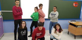 Alumnos de Baiona dicen “NO” a la Violencia de Género a base de rap