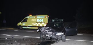 Cuatro heridos, entres ellos dos menores, en la colisión entre dos vehículos en Tomiño