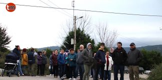 Vecinos de Baredo protestan por la “inexistente” señal de televisión